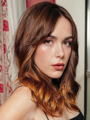 Kiernan shipka  page leaked private photo uncensored HD quality