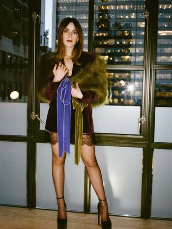 Kiernan shipka  page leaked private photo uncensored HD quality