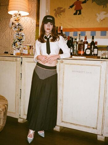 Kiernan shipka  page leaked private photo uncensored HD quality