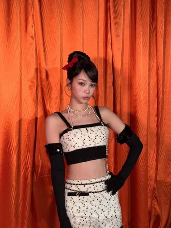 Kim chaewon  page leaked private photo uncensored HD quality