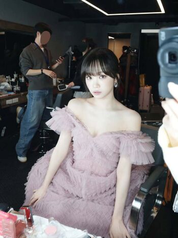 Kim chaewon  page leaked private photo uncensored HD quality