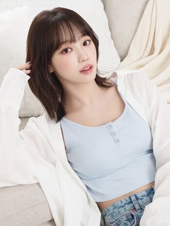 Kim chaewon  page leaked private photo uncensored HD quality