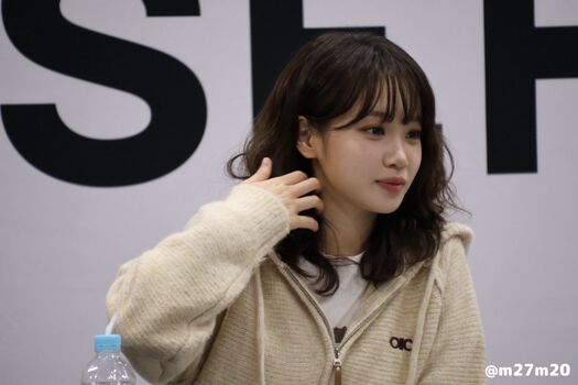 Kim chaewon  page leaked private photo uncensored HD quality