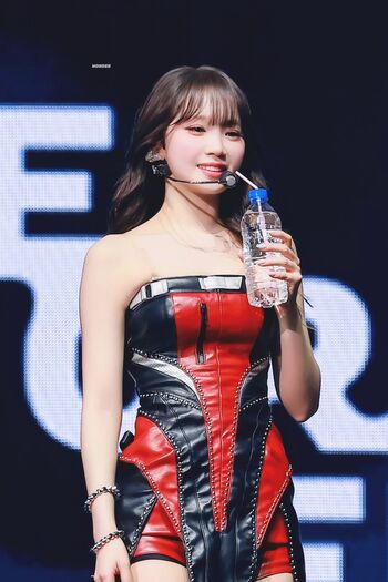 Kim chaewon  page leaked private photo uncensored HD quality