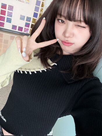 Kim chaewon  page leaked private photo uncensored HD quality