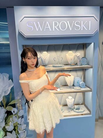 Kim chaewon  page leaked private photo uncensored HD quality