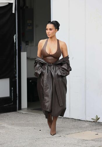 Kim kardashian  page leaked private photo uncensored HD quality