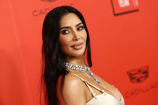 Kim kardashian  page leaked private photo uncensored HD quality
