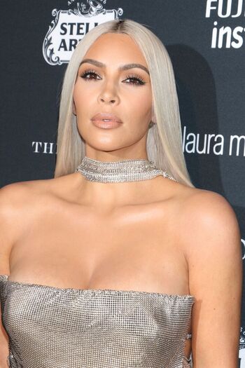 Kim kardashian  page leaked private photo uncensored HD quality