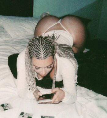 Kim kardashian  page leaked private photo uncensored HD quality
