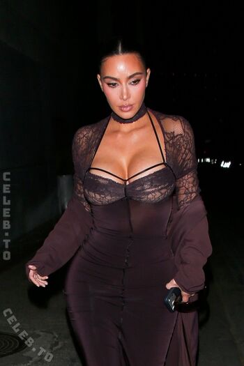 Kim kardashian  page leaked private photo uncensored HD quality