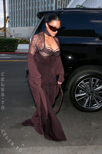 Kim kardashian  page leaked private photo uncensored HD quality