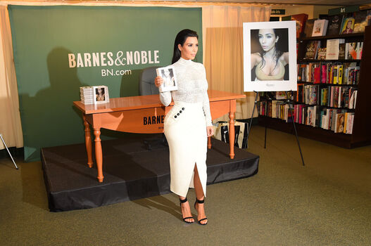 Kim kardashian  page leaked private photo uncensored HD quality