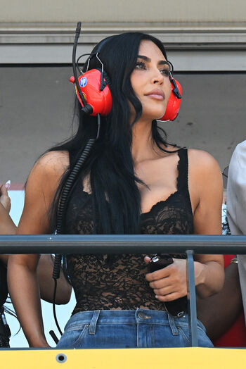 Kim kardashian  page leaked private photo uncensored HD quality