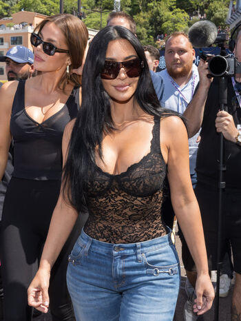 Kim kardashian  page leaked private photo uncensored HD quality