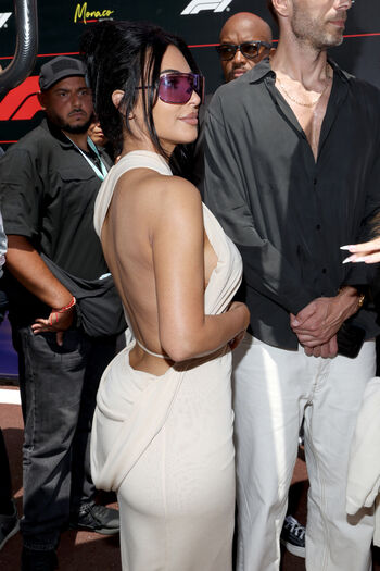 Kim kardashian  page leaked private photo uncensored HD quality