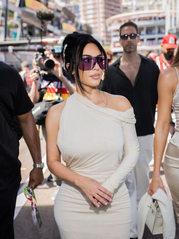 Kim kardashian  page leaked private photo uncensored HD quality