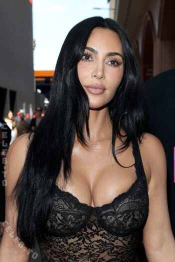 Kim kardashian leaked private photo uncensored HD quality