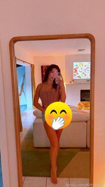 Kittyplays  page leaked private photo uncensored HD quality