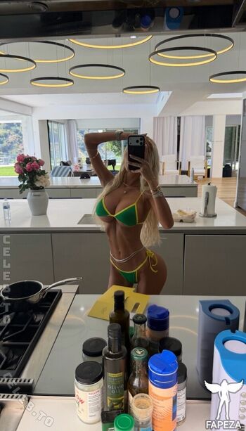 Kngemmae leaked private photo uncensored HD quality