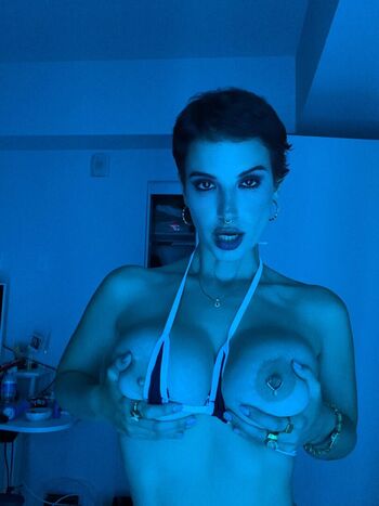 Lasirena page leaked private photo uncensored HD quality