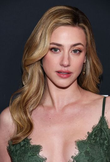Lili reinhart page leaked private photo uncensored HD quality