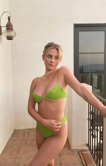 Lili reinhart page leaked private photo uncensored HD quality