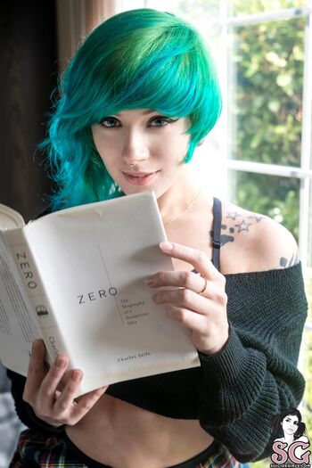 Little emo kitten page leaked private photo uncensored HD quality