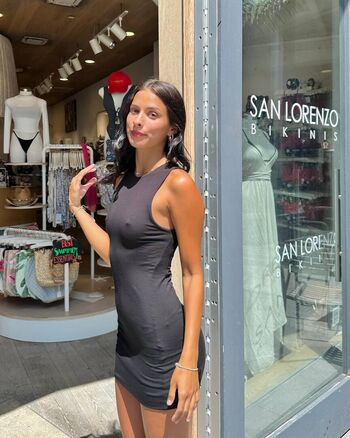 Lucy wildfong page leaked private photo uncensored HD quality