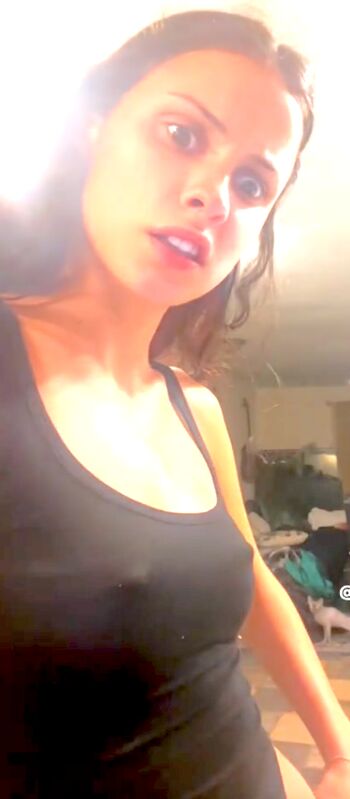 Lucy wildfong page leaked private photo uncensored HD quality