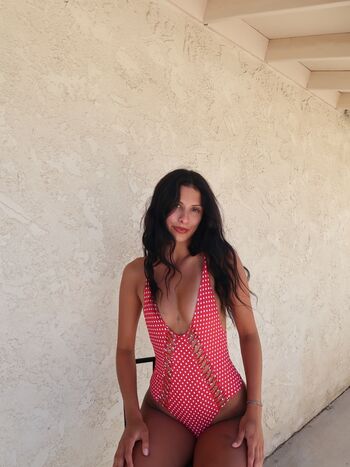 Lucy wildfong leaked private photo uncensored HD quality