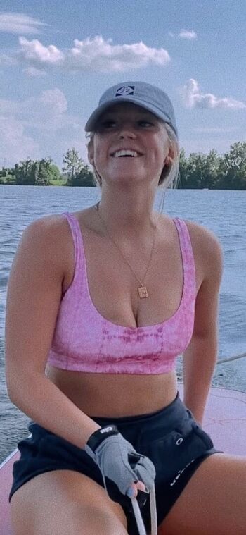 Lunchbaglujan  page leaked private photo uncensored HD quality