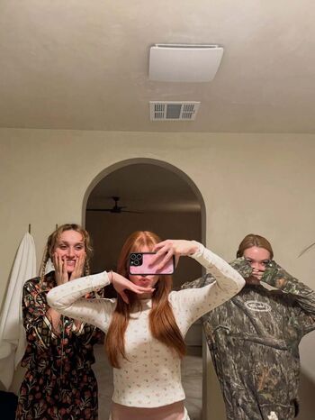 Madelaine petsch  page leaked private photo uncensored HD quality