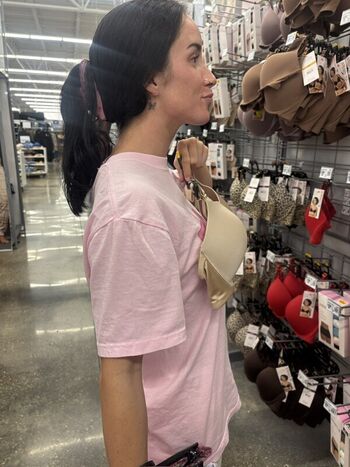 Magicschoolbusdropout leaked private photo uncensored HD quality