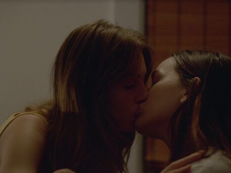 Maya hawke leaked private photo uncensored HD quality