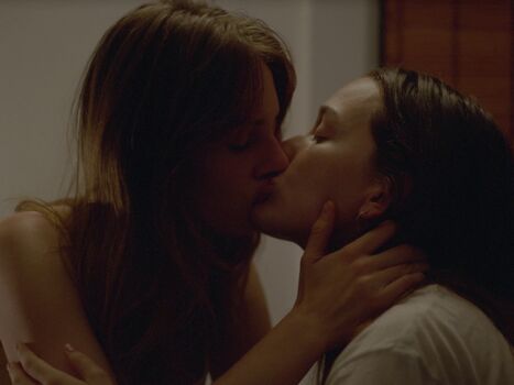 Maya hawke leaked private photo uncensored HD quality