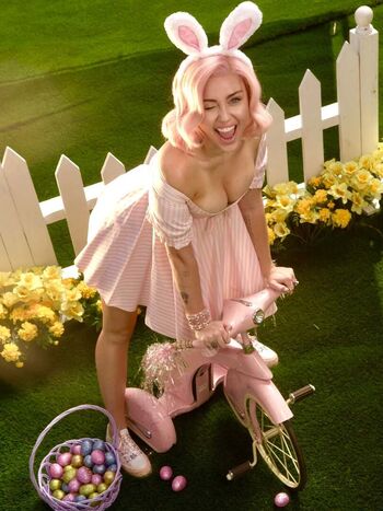 Miley cyrus page leaked private photo uncensored HD quality