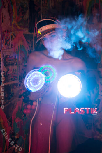 Miley cyrus page leaked private photo uncensored HD quality