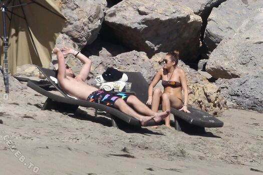 Miley cyrus page leaked private photo uncensored HD quality