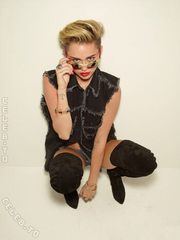 Miley cyrus page leaked private photo uncensored HD quality