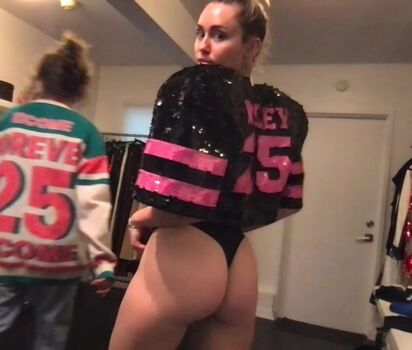 Miley cyrus page leaked private photo uncensored HD quality