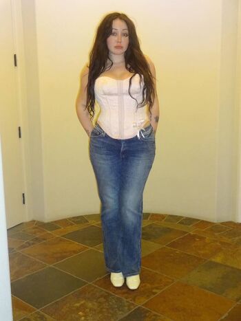 Noah cyrus page leaked private photo uncensored HD quality