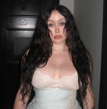 Noah cyrus page leaked private photo uncensored HD quality