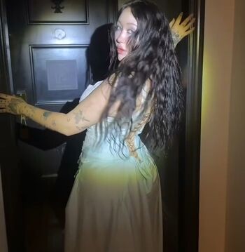 Noah cyrus page leaked private photo uncensored HD quality