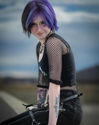 Noteasybeinwheezy  page leaked private photo uncensored HD quality