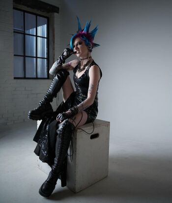 Noteasybeinwheezy  page leaked private photo uncensored HD quality