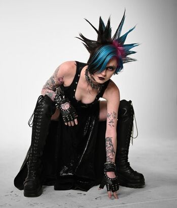 Noteasybeinwheezy  page leaked private photo uncensored HD quality