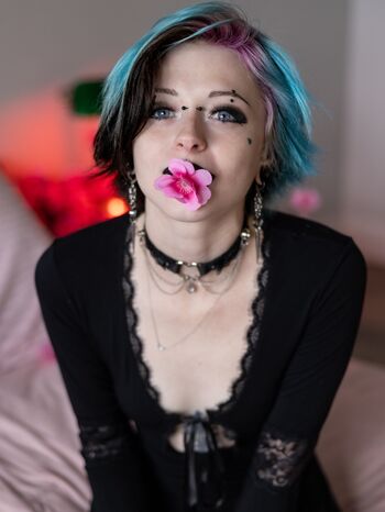 Noteasybeinwheezy leaked private photo uncensored HD quality