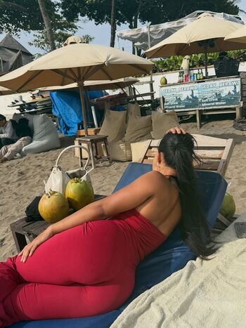 Okyyoliviaa leaked private photo uncensored HD quality