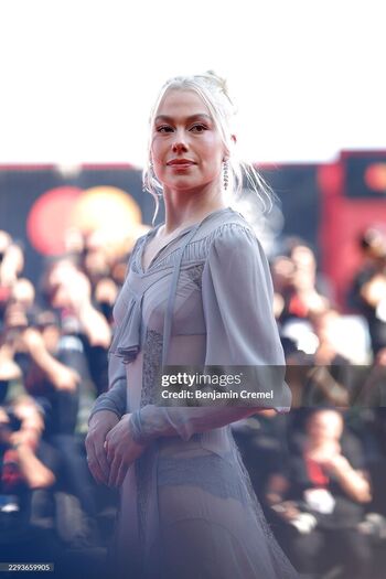 Phoebe bridgers page leaked private photo uncensored HD quality